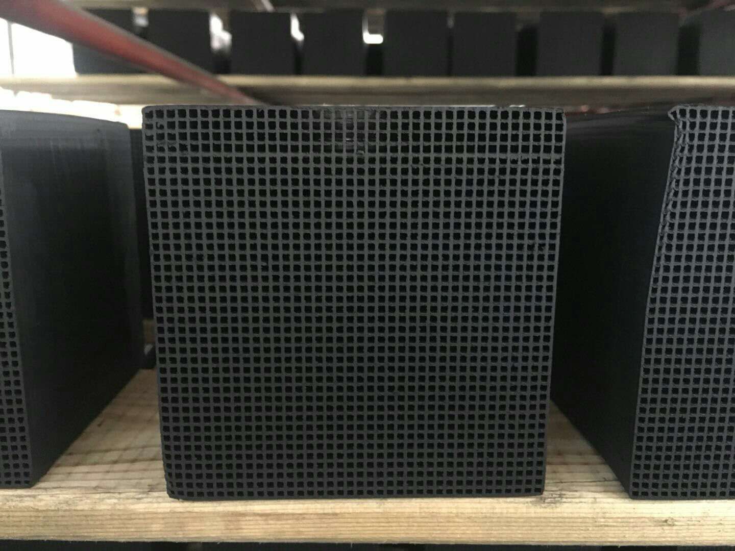 ������C����̿?j��)r(ji��)��������Ӵ�ĸ�(j��ng)��(zh��ng)�в���չ�F(xi��n)����(y��u)��(sh��)